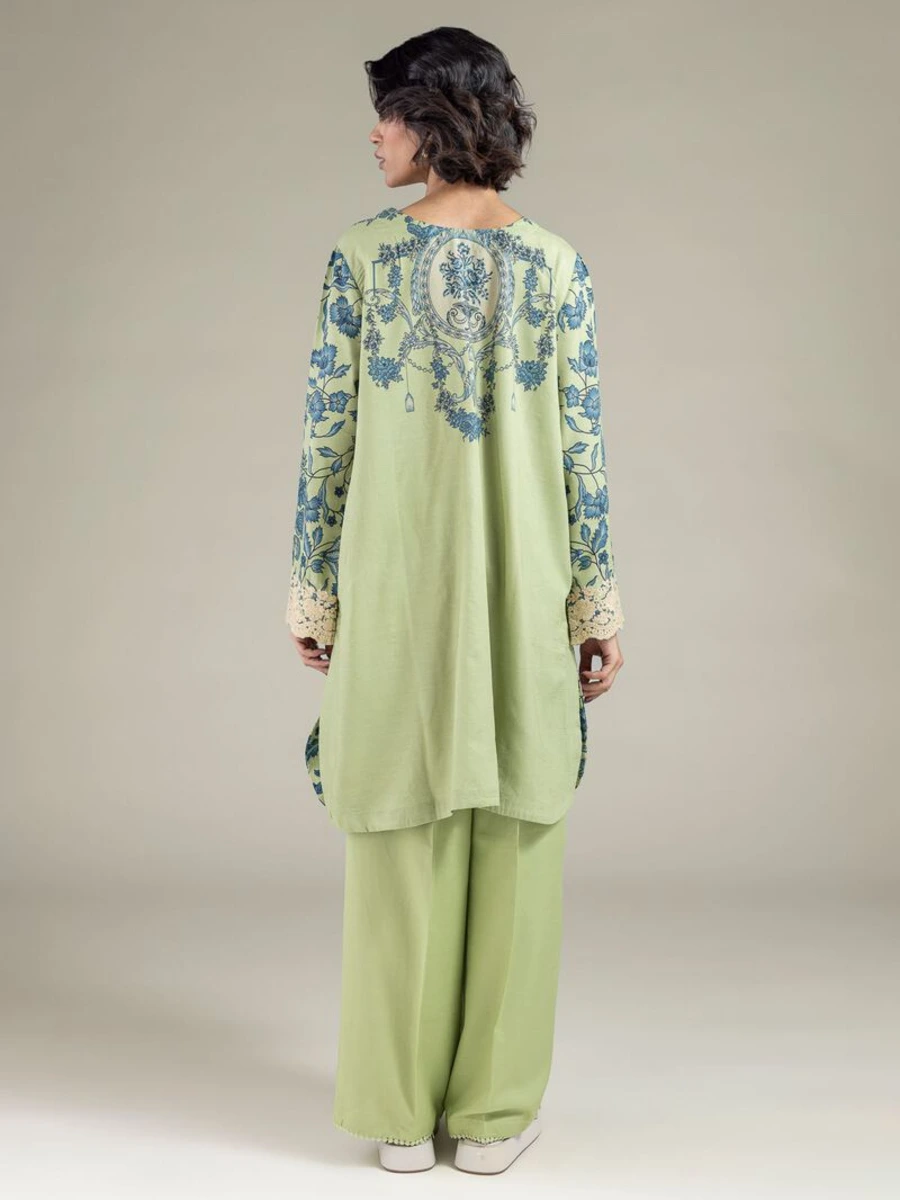 V-CUT KURTA
