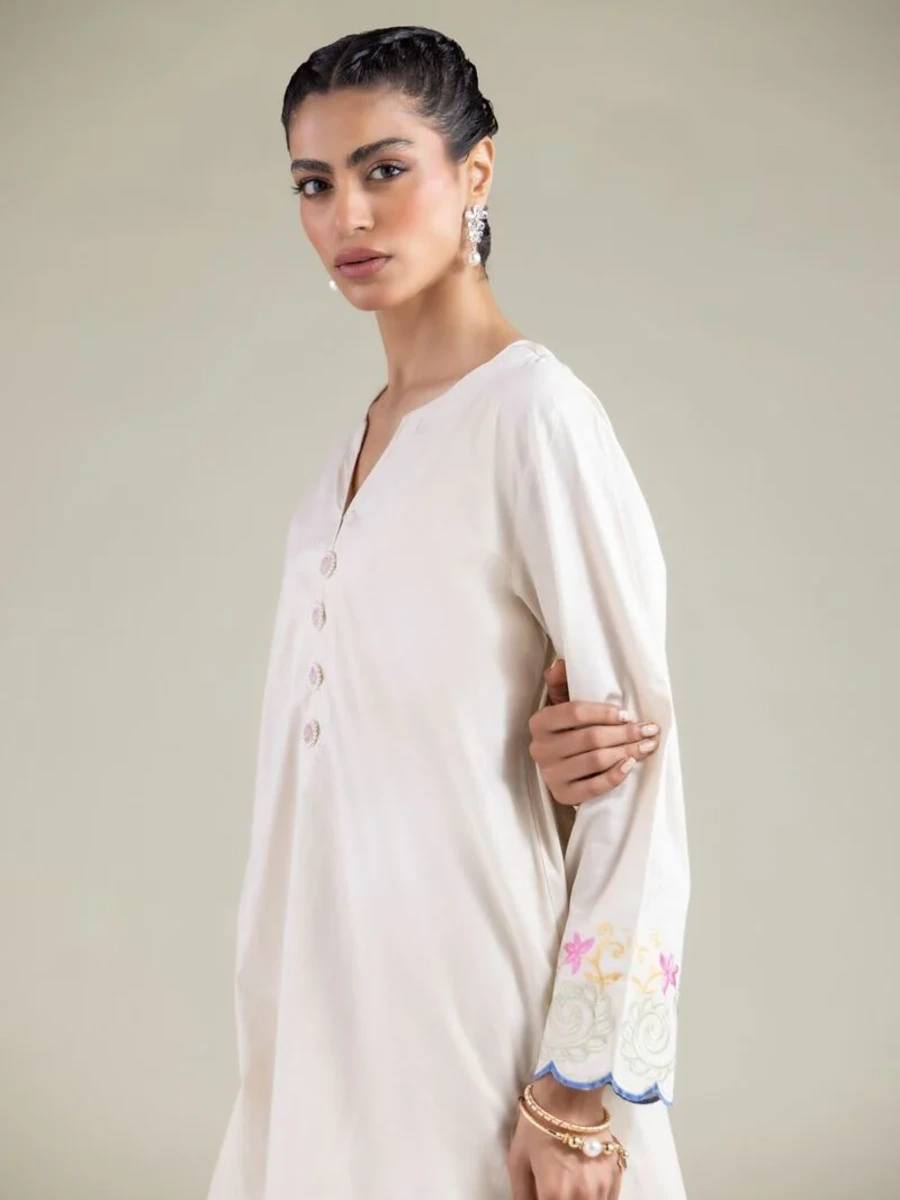 V-NECK KURTA