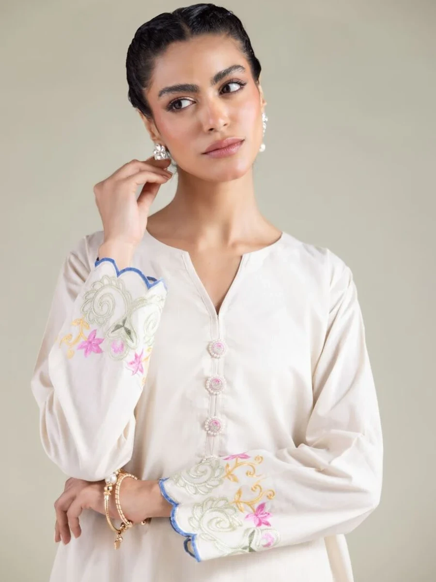 V-NECK KURTA