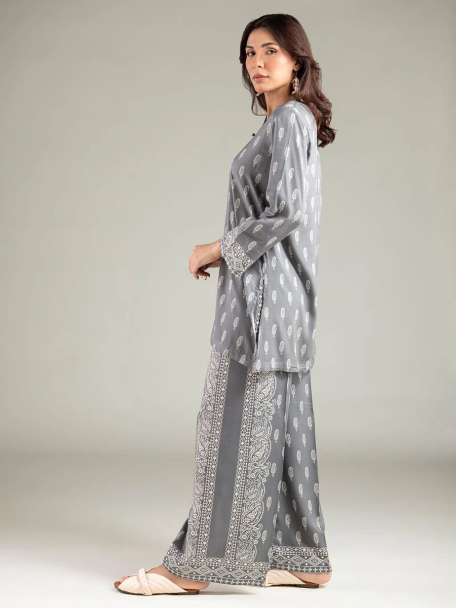 V-NECK KURTA